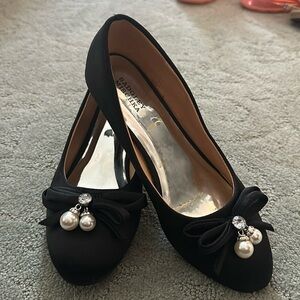 Girls Badgley Mischka Heels